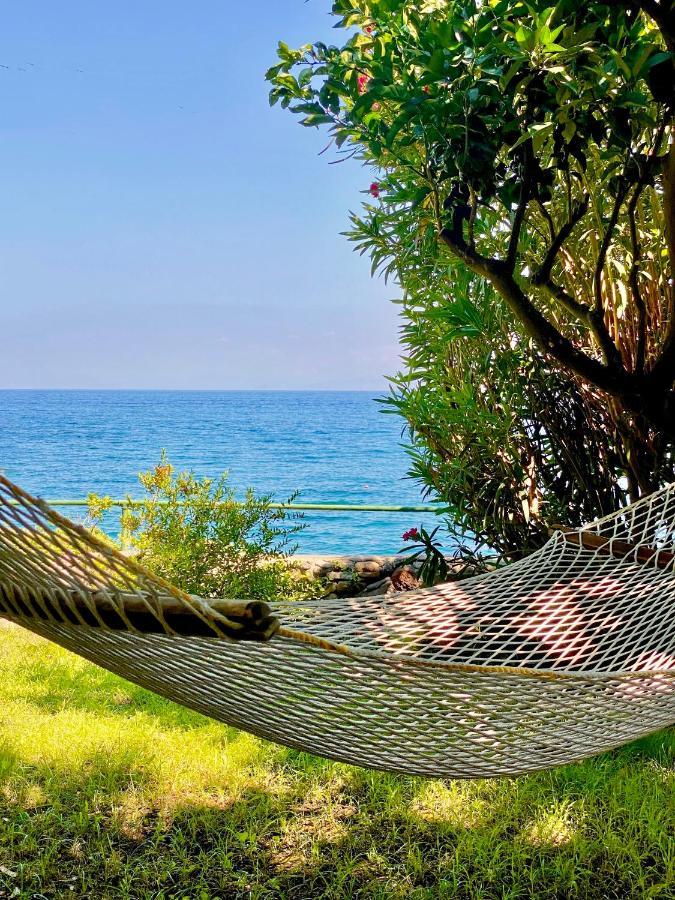 Nelinda Waterfront Accommodation Casamicciola Terme Bagian luar foto